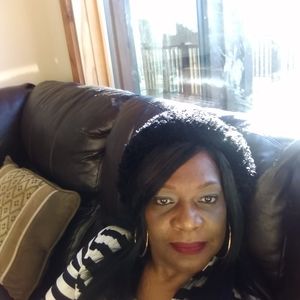 Meet your Posher, Lillie